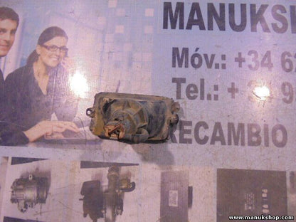 Faro antiniebla izquierdo Nissan Terrano 2151139RLD 215-1139R-LD E9 020024 B e9