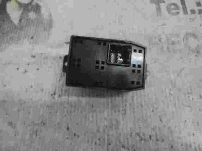 MANDO RETROVISOR Kia Carnival 621W04410