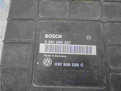 Centralita  VW Volkswagen Golf 3 III 030906026C 030 906 026 C BOSCH 0261200257