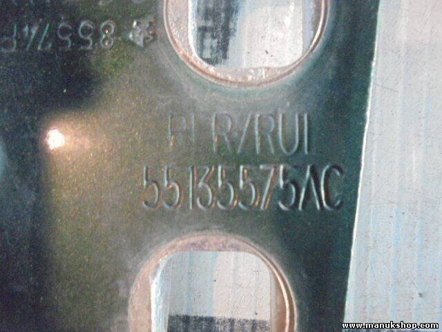 Bisagra de la puerta trasera derecha abajo Jeep Grand Cherokee WJ WG 55135575AC