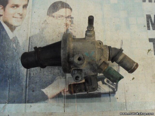 Caja del termostato Fiat Idea Punto 1.3 JTD 55180041