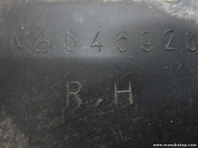 faldilla Mitsubishi Pajero V46W Montero 2 1990-1997 MB646926 MB 646926 RH