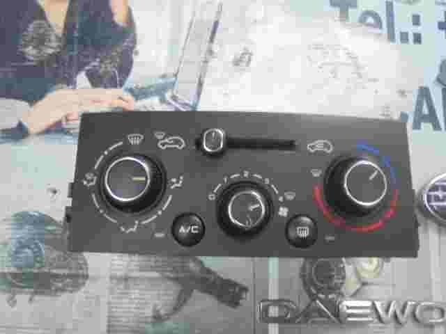 Controllo riscaldamento Peugeot 207 A7 RF N108224Q E1065956 L1N04B Ind-D E