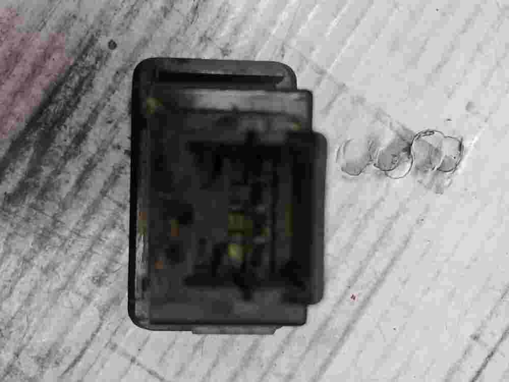 Niebla interruptor  Mitsubishi Pajero Montero 2 1X090 Niles 2