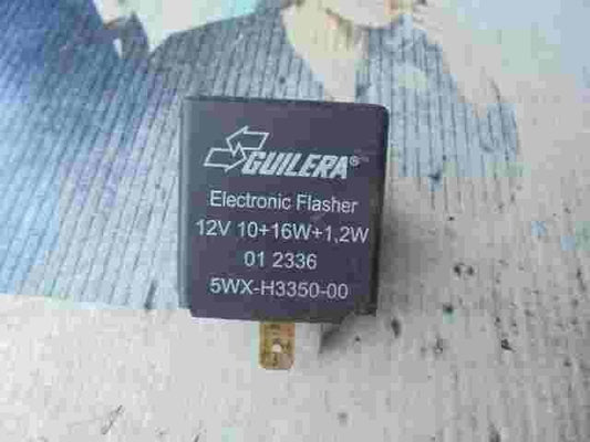 Relé de intermitencia Yamaha 5WXH335000 5WX-H3350-00 012336 12V 10 16W 1,2W