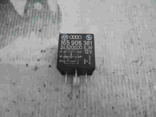 Relé VW Golf Passat 165906381 165 906 381 24.5200.00 SJR 12V Nr.30