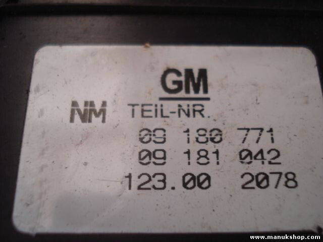 Interruttore nebbia luci Opel Astra G Zafira GM quasi nuovo 09180771 09181042