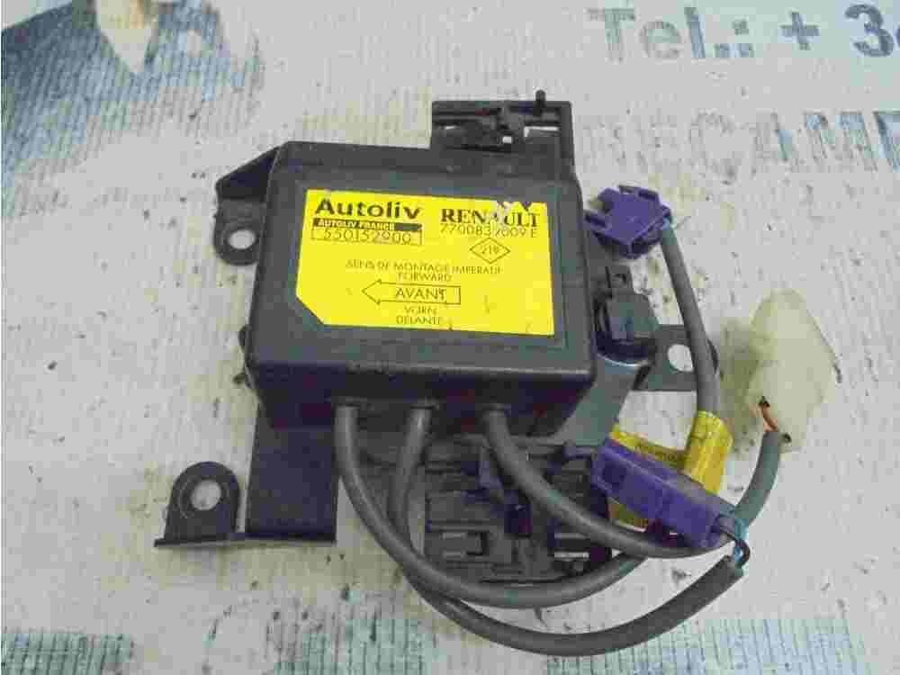 Sensor de impacto de airbag Renault  7700839009E 7700839009 E AUTOLIV 550152900