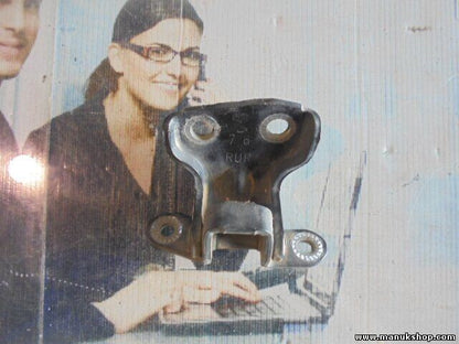 Bisagra de la puerta  trasera izquierda abajo Ford Maverick UDS UNS 92 KW,125 PS