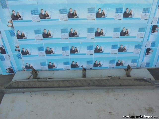 Estriberas taloneras acero Derecho Mitsubishi Pajero Montero 3.2 DI-D MN117262