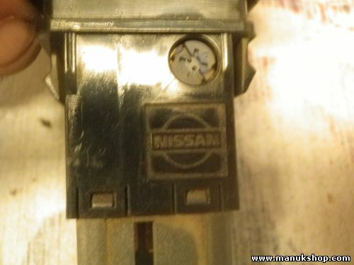 Interruptor de emergencia  Nissan Almera N15 0021221