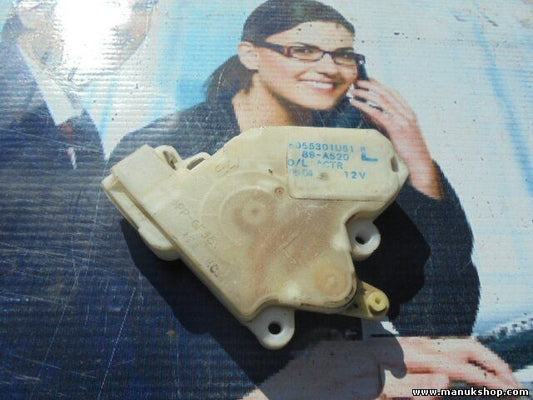 Cerradura actuador cierre centralizado de portón trasero Nissan 8055301U61