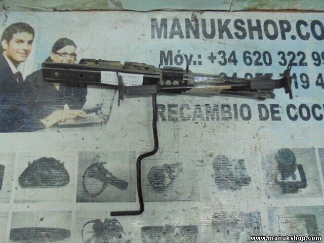 Guía de asiento derecho lado izquierdo Renault Scenic RX4 2007 97182659 RH