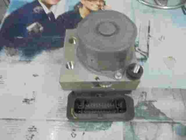 Unidad hidráulica del ABS Dacia Duster 476607477R 0265956403 2265106516