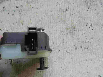 Cerradura depuerta de combustible  Porsche Cayenne 7L5810773 1M0989781