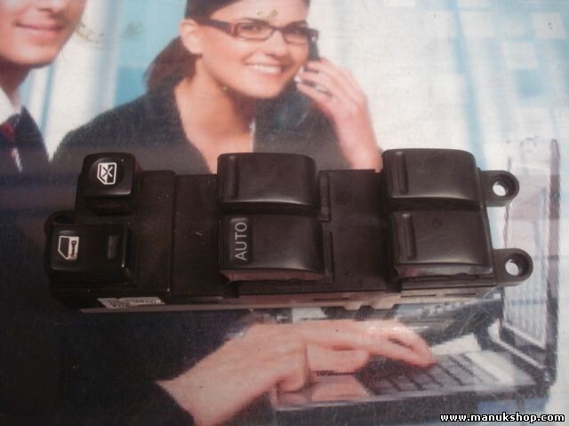 mando botonera elevalunas Nissan Sentra 254015M000 25401 5M000