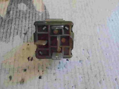 Relé  Lada Niva 1113747 111.37 47