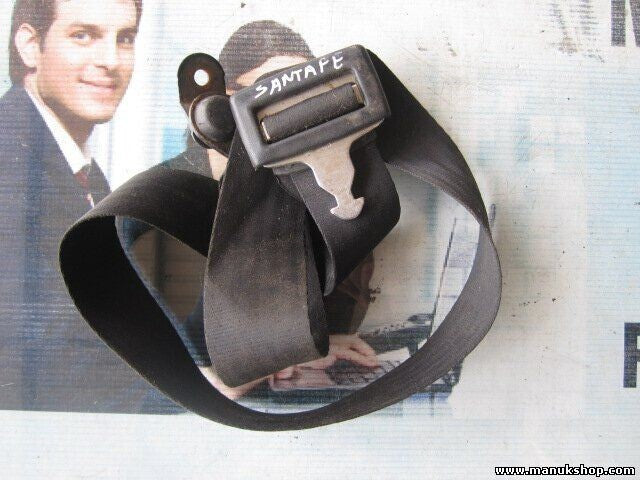 Cinturón de seguridad trasero medio Hyundai Santa Fé I SM 2.0 T035131100 TRW