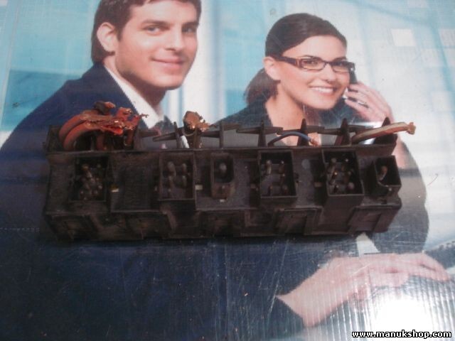 Caja de fusibles Audi 100 C4 4A0941822 896046