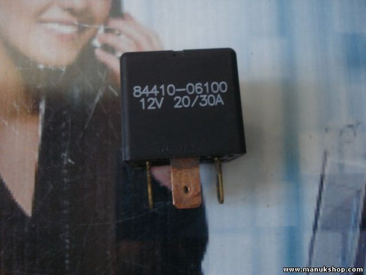 Relé de la bomba de combustible Ssangyong 8441006100 84410 06100 84410-06100