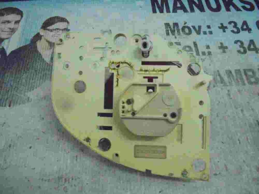 Reloj de tiempo instrumento Audi 80 90 100 200 88311155 VDO 370218083004