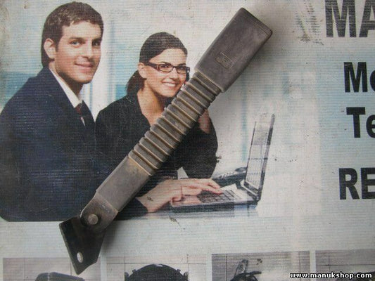 Cierre cinturon de seguridad trasero izquierdo Mitsubishi L200 L G3010