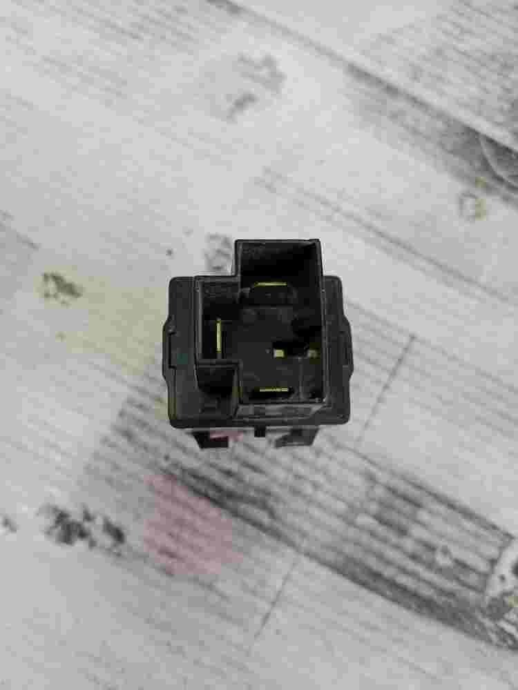 Relé de intermitencia Subaru Legacy Mitsuba FR3315 FR-3315 FR 3315 79016 D0T