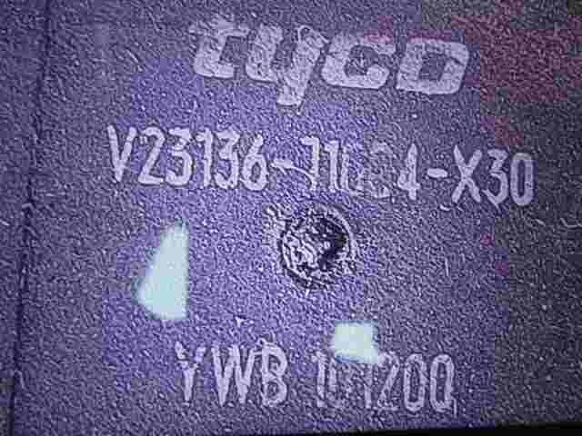 Relè Rover YWB101200 Tyco V23136J1004X30 V23136-J1004-X30 YWB 101200