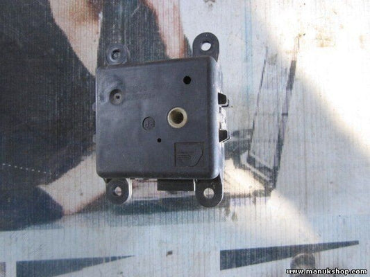 Calefacción actuador Nissan Terrano Ford Maverick II 3J30030820 3J300 30820