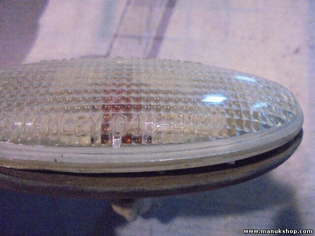 Piloto Lateral Derecho izquierdo Mazda  046-4120 0464859 0464120