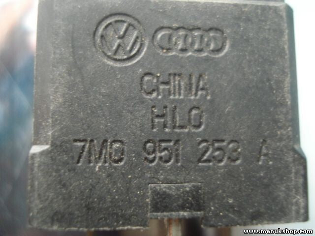 Nebbia relè VW T4 Golf 3 Polo Bora Audi Lupo n. 100 7m0951253a hella 4ra00779308