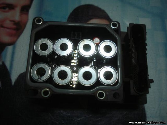 ABS Centralita Nissan Primera 47660AV712 P12 47660 AV712 0265231317 0265800308