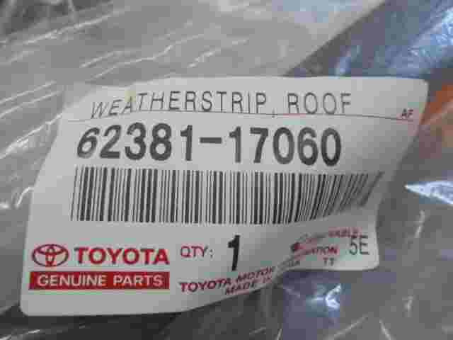Weatherstrip Roof Side Rail Front RH  Toyota MR2 6238117060 62381-17060