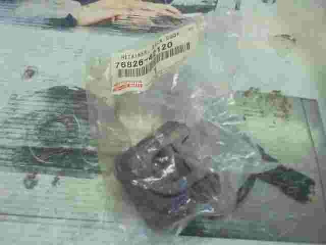 Fermo porta posteriore Toyota RAV 4 7682642120 76826-42120