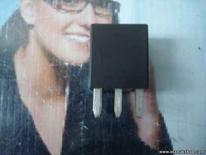 Relè Hyundai Sonata Trajet Kia Magentis Sportage DECO 9522538300 95225-38300