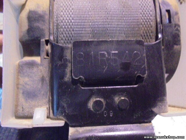 Cinturón de seguridad delantero derecho Mitsubishi Pajero 2,5 TDI 81R542 N1267