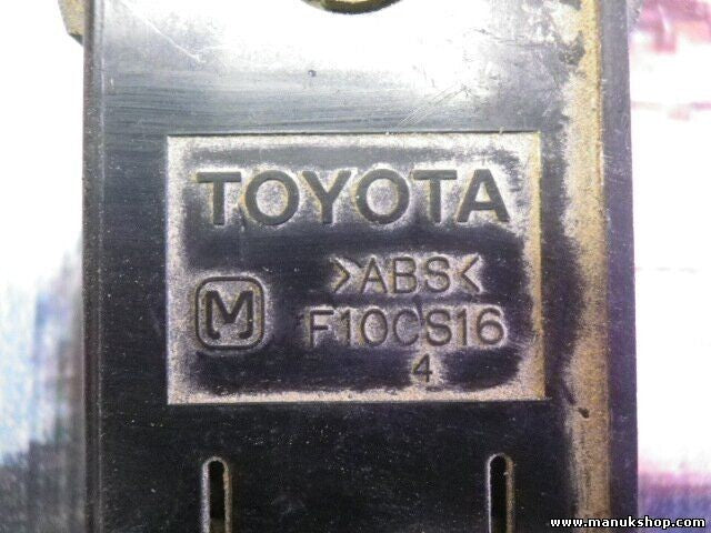 Niebla interruptor Toyota Hilux Camry RAV4 Corolla E11 F10CS16