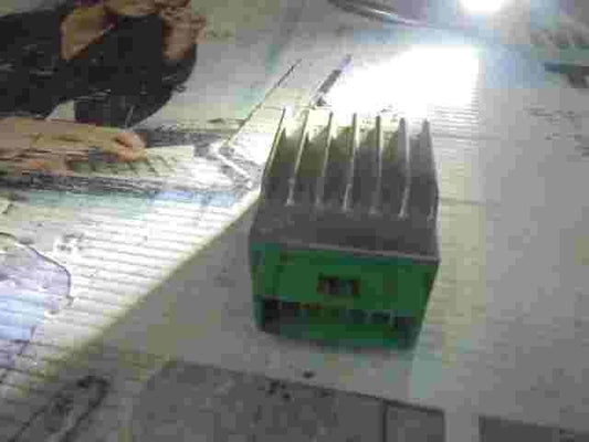 Regolatore raddrizzatore di tensione SGR Peugeot XP6 XPS Rieju 68201002 01110...