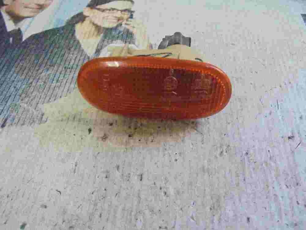 Piloto Lateral Mitsubishi L200 015023 0464852 046-4852