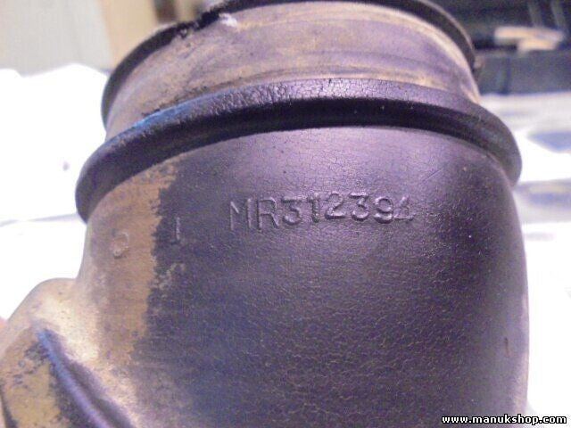 Conexión de aire Mitsubishi Pajero Sport Montero L200 MR312394