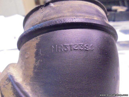 Conexión de aire Mitsubishi Pajero Sport Montero L200 MR312394