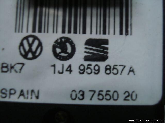 mando botonera elevalunas Skoda Octavia 1J4959857A 1J4 959 857 A 03755020