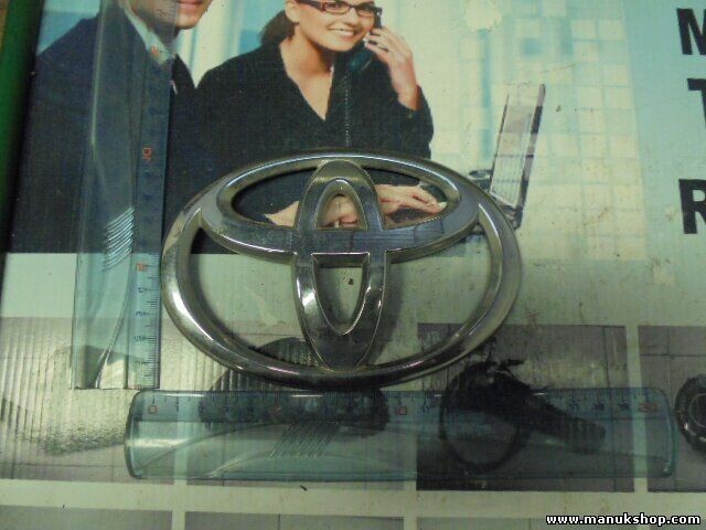 Emblema trasero Toyota Auris E15 Yaris MK2 753120D010 75312 0D010 75312.0D010