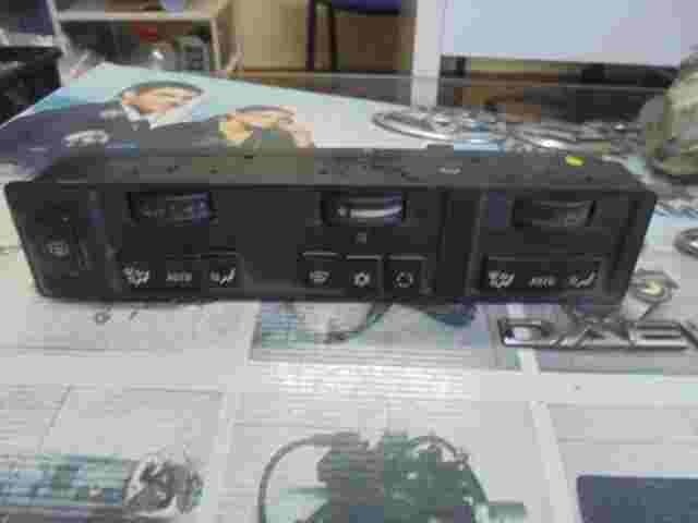 Climatizzatore Riscaldamento BMW 5 E34 E32 9140010017 9 140 010 017 BOSCH 839...