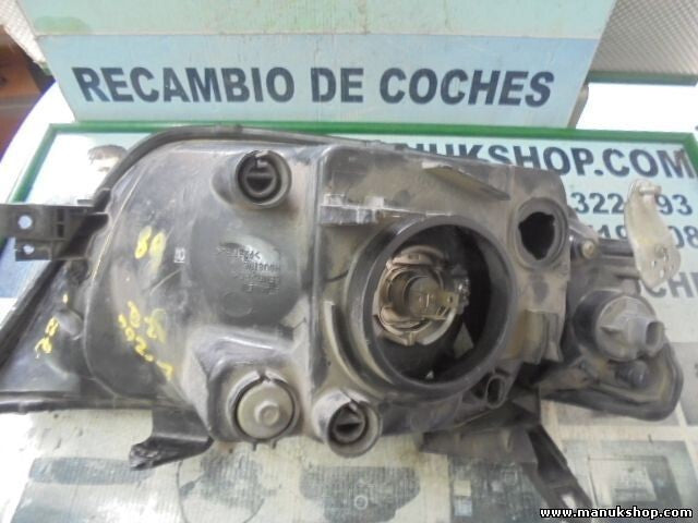 Faro delantero izquierdo Mitsubishi L200 2008 8301B009