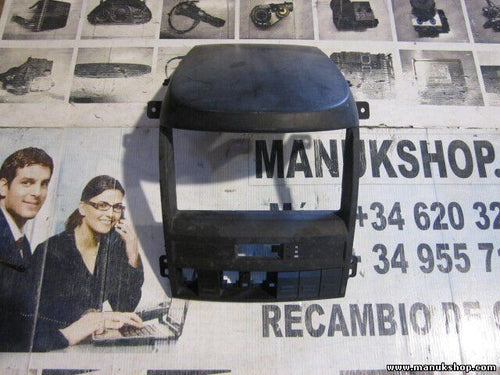 Consola central KIA Sorento I JC 2.5 CRDi 847603E100 84760 3E100 84760-3E100