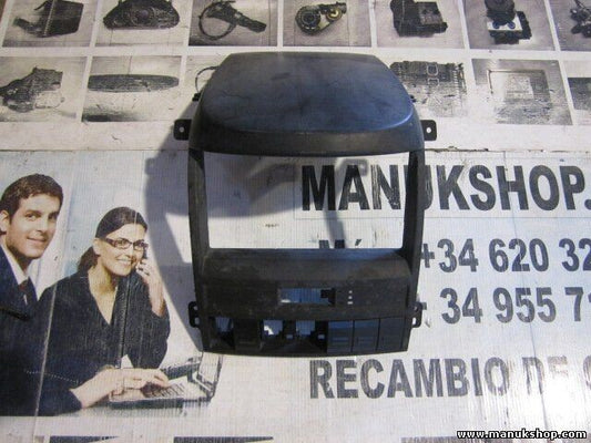 Consola central KIA Sorento I JC 2.5 CRDi 847603E100 84760 3E100 84760-3E100