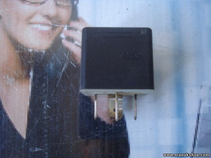 Relé Mercedes-Benz Atego BOSCH 12V 0332209202 0 332 209 202