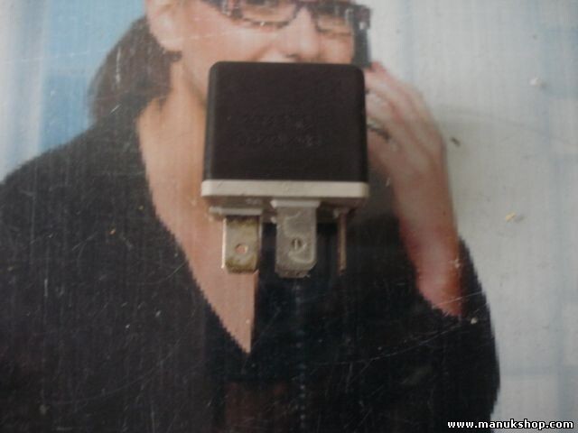 Relé  Chrysler Grand Voyager 4707211