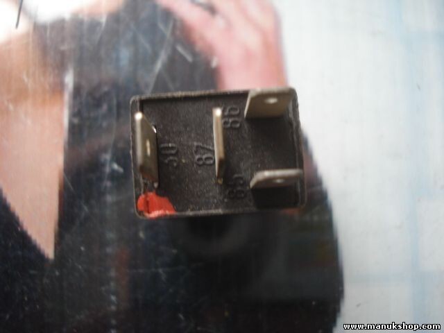 Relé Alfa Romeo Fiat Punto Lancia Bj. 96-00 7676504 A727581 A727 581